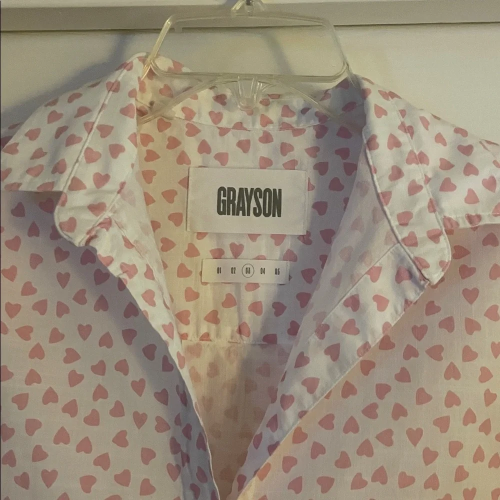 Grayson Pink Heart cute valentine Button-Up Shirt size L like new - Picture 2 of 4